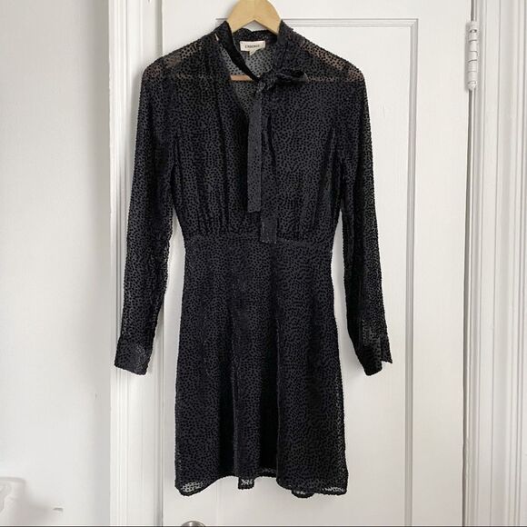 L'AGENCE Alesia Flocked Tie Neck Dress in Navy - Picture 3 of 12